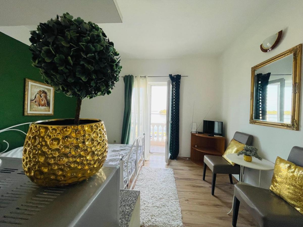 Apartments Esperanza Пашман Экстерьер фото
