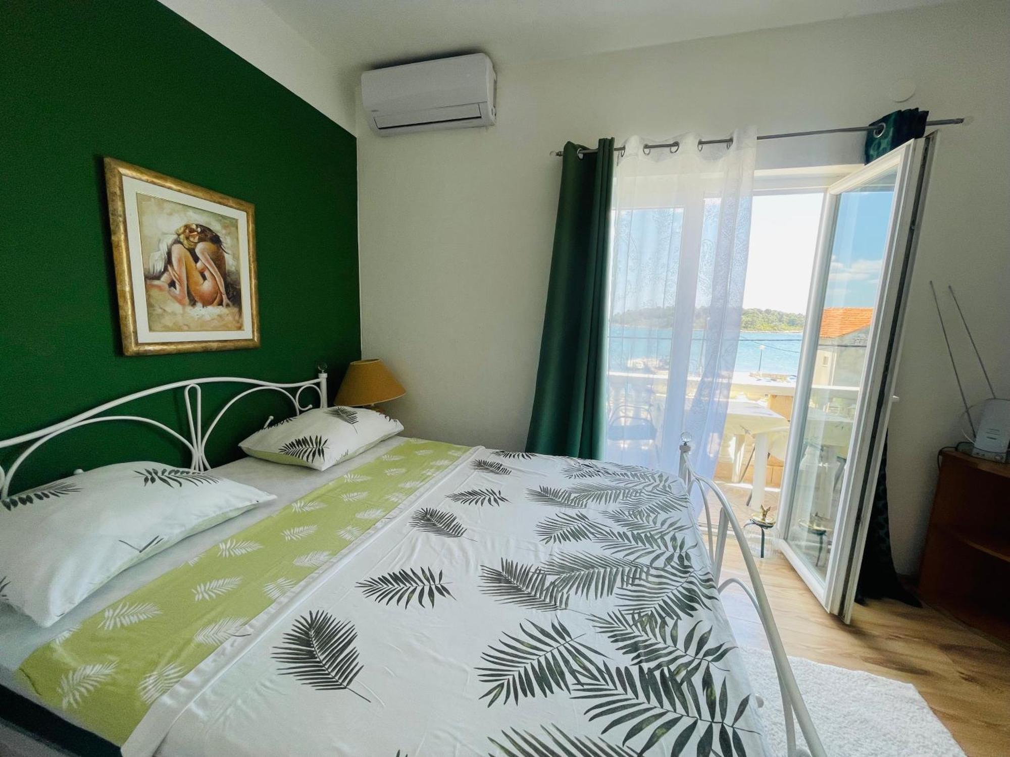Apartments Esperanza Пашман Экстерьер фото